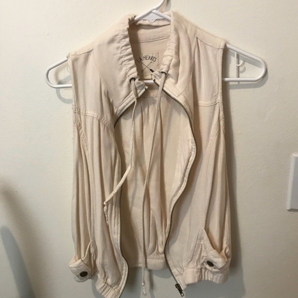LA hearts zipper up vest